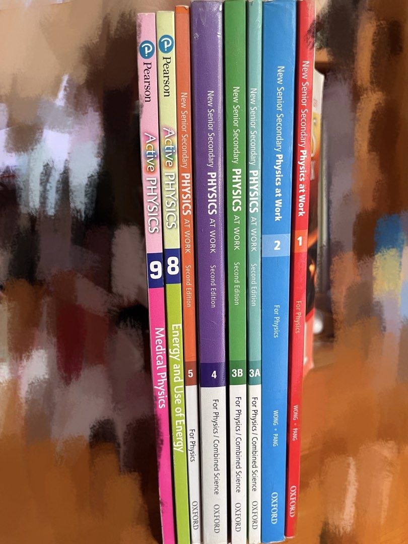 New Senior Secondary Physics at Work 3A&3B Wave Motion 1&2 （分類：教科書）位於 Hong Kong。 由 aebfcgd 提交（商品編號 1457977602，圖片 3）。簡介： 2nd edition！老書老書！注意睇版本～少量筆記，無缺頁，正常使用痕跡。25一本，仲有book1/2/4/5，多買優惠。全港地鐵站交收:)。