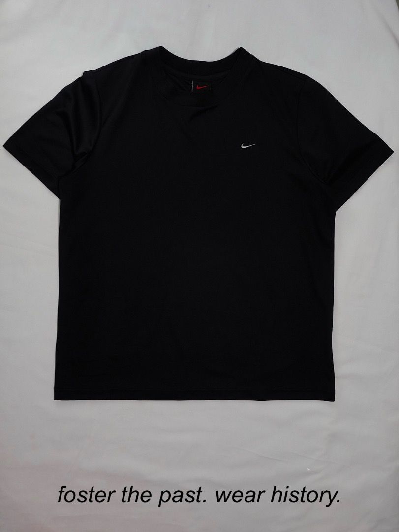 Nike Alpha Project T-Shirt Black (Category: Activewear) located in Quezon City. Submitted by soourceph (Listing ID 1458083381, Image 1). Description: SS2000 Nike Alpha Project—Dri-Fit Tech Shirt One of Nike’s most recognizable pieces. The DRI-Fit tee shirt is remastered for Alpha Project. Boxy sleeves and ribbed neckline. Worn by Randy Moss for Nike’s Alpha Project print ads. inquiries and offers via DM Size: L fits Med to Large Material: Polyest