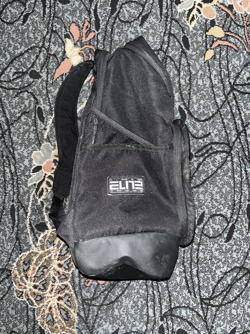 Nike Hoops Elite Pro Backpack (Category: Backpacks) located in Manila. Submitted by kashjulliane (Listing ID 1457956887, Image 2). Description: Nike Elite Pro Backpack Good condition 9/10 Color rate Sign of Usage H: 23 W: 13.