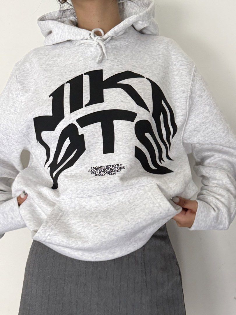 NIKE x BTS TOUR MERCH (Category: Others Tops) located in Cainta. Submitted by powerpuffpuff2 (Listing ID 1456797996, Image 2). Description: SIZE S (BLACK SHIRT) - 2,595 SIZE S (WHTE SHIRT) - 2,595 SIZE S (HOODIE) - 4,595 .