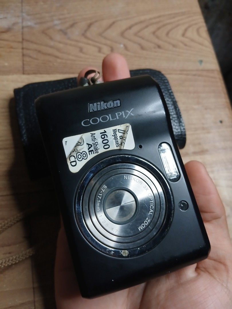 Nikon Coolpix Digital Camera with Canon DSLR Camera (Category: Cameras) located in Manila. Submitted by jhovernash69413 (Listing ID 1458004999, Image 1). Description: For sale dalawa na Rush, need lang money - Capture precious moments with this camera bundle! - Includes a black Nikon Coolpix digital camera with 16.0 megapixels and 3x optical zoom. - Also includes a black Canon DSLR camera. - Perfect for everyday photography and preserving memorie