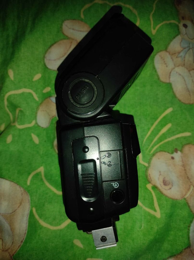 Nikon Speedlight SB-600 Flash (Category: Flashes) located in Caloocan City. Submitted by sxia09 (Listing ID 1458084913, Image 2). Description: **Nikon Speedlight SB-600** Selling my old Nikon Speedlight as part of decluttering. ⚠️ AS-IS / CURRENTLY UNTESTED 💰 Prices are negotiable for a sure buyer PLEASE READ BEFORE BUYING. Condition: * Previously tested and was working * Currently untested. Last tested was July 2025 * No guarantee of current fu