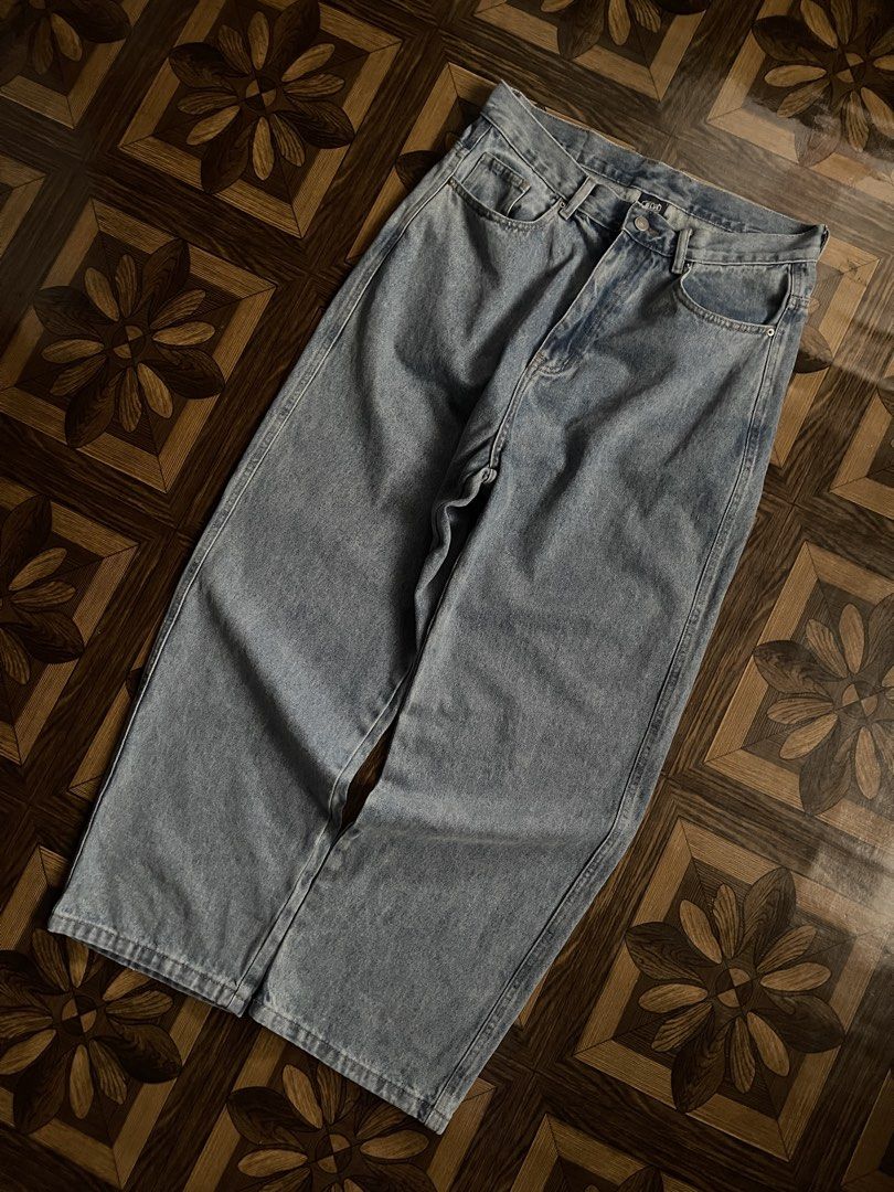 Nothomme Blue Denim Jeans (Category: Jeans) located in Solano. Submitted by saint1drop_clxn (Listing ID 1457956192, Image 2). Description: sz 34 on tag and no visible flaws.