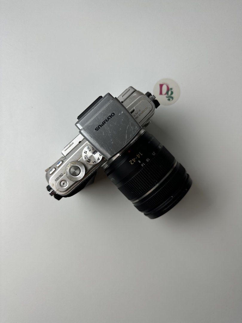 Olympus Pen E-PL7 (Category: Cameras) located in Kuala Lumpur. Submitted by digicam.kl (Listing ID 1458041221, Image 1). Description: - all function - zoom function - flash function include lumix lens same in photo and original olympus external flash includes - battery - sd card - sd card reader welcome to test & check before you buy pick up area setapak 📍 lalamove 🛵 postage 🚛.