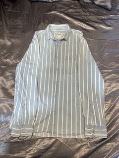 (Category: ) located in . Submitted by clearingwardrobe24 (Listing ID 1457972518, Image 1). Description: .