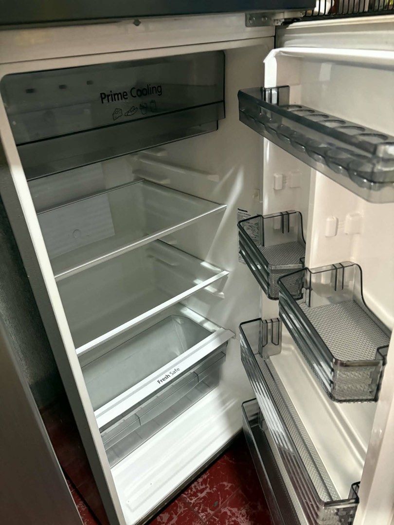Panasonic NR-BP260VD Refrigerator (Category: Refrigerators and Freezers) located in Manila. Submitted by allysa023025488 (Listing ID 1457945134, Image 3). Description: No issue, nag palit lang po ng ref.