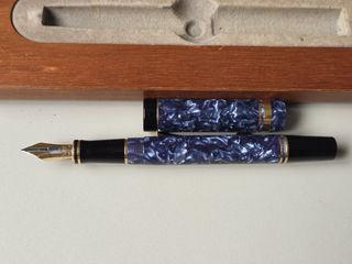 (Category: ) located in . Submitted by hong999 (Listing ID 1457955795, Image 1). Description: .
