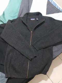 (Category: ) located in . Submitted by rollitgarments (Listing ID 1457936066, Image 1). Description: .