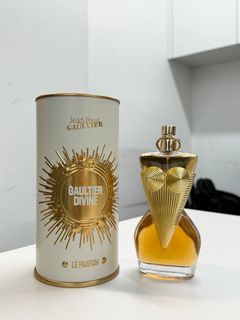(Category: ) located in . Submitted by lilyperfume (Listing ID 1458022775, Image 1). Description: .