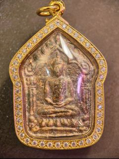 (Category: ) located in . Submitted by love.amulet (Listing ID 1290553710, Image 1). Description: .
