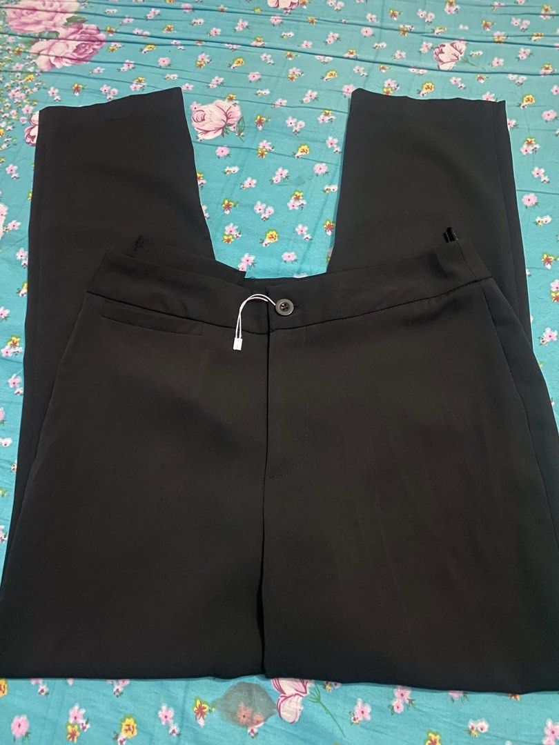 Preloved Bottoms (Category: Other Bottoms) located in Lapu Lapu. Submitted by enecha (Listing ID 1457945957, Image 2). Description: .