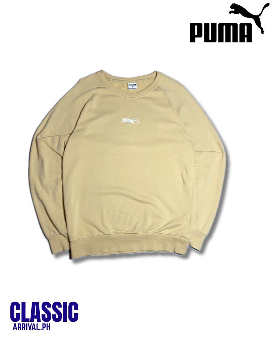 PUMA CREWNECK SWEATER (Category: Coats, Jackets and Outerwear) located in Navotas City. Submitted by classicarrival.ph (Listing ID 1458038932, Image 1). Description: Size: M(on tag) Best fit: M-L Length: 27 Width: 18 Flaw: small pen stain on sleeve(very minimal) EXCELLENT CONDITION⭐️ .