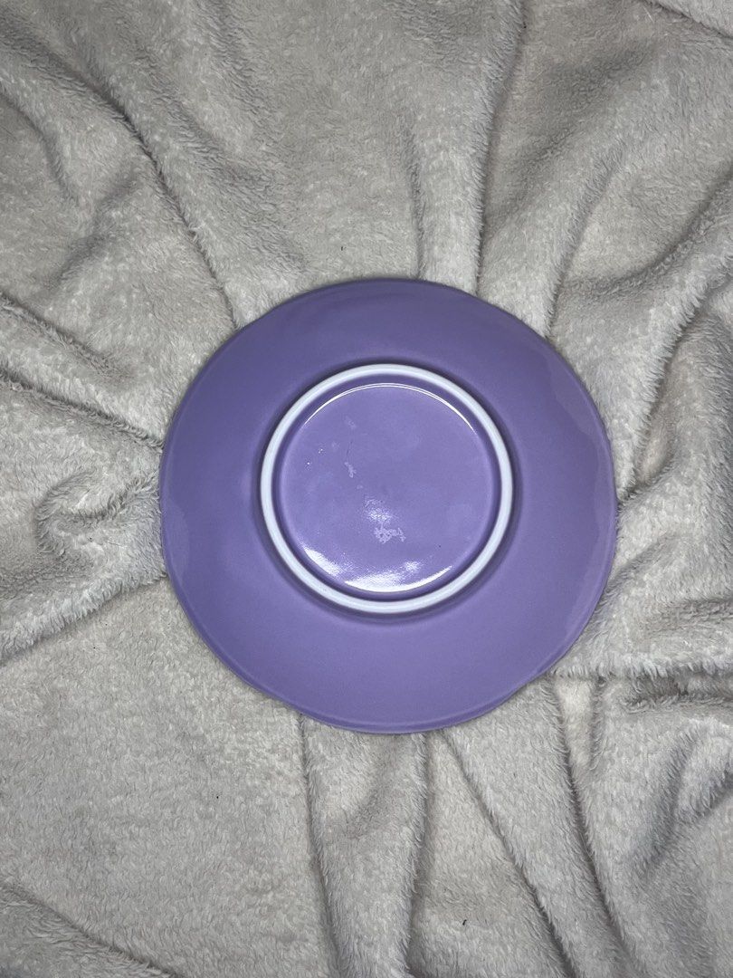 Purple Small Plate with Flower Edges (Category: Other Kitchenware & Tableware) located in Tanauan. Submitted by leighshin (Listing ID 1458074848, Image 3). Description: Flower edge Made in Japan .