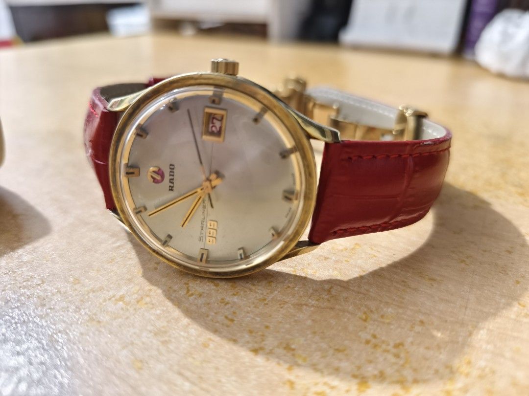 RADO STARLINER 999 (Category: Luxury Watches) located in Manila. Submitted by Belmori (Listing ID 1458046162, Image 1). Description: Vintage drip on the wrist ✨ Rado Starliner 999 – classic Swiss automatic with that iconic rotating anchor 🔴 Clean sunburst dial + gold case = timeless flex. Not your ordinary watch—this is history you can wear. Brand: Rado Model: Starliner 999 • 🕰️ Movement: Automatic (Swiss, ~25 jewels) ￼ • 📅 Function: Date disp