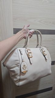 (Category: ) located in . Submitted by mbpreloved65 (Listing ID 1458037639, Image 1). Description: .