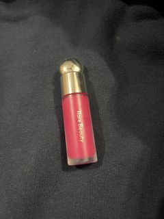 (Category: ) located in . Submitted by sofeasmakeupdrawer (Listing ID 1457982636, Image 1). Description: .