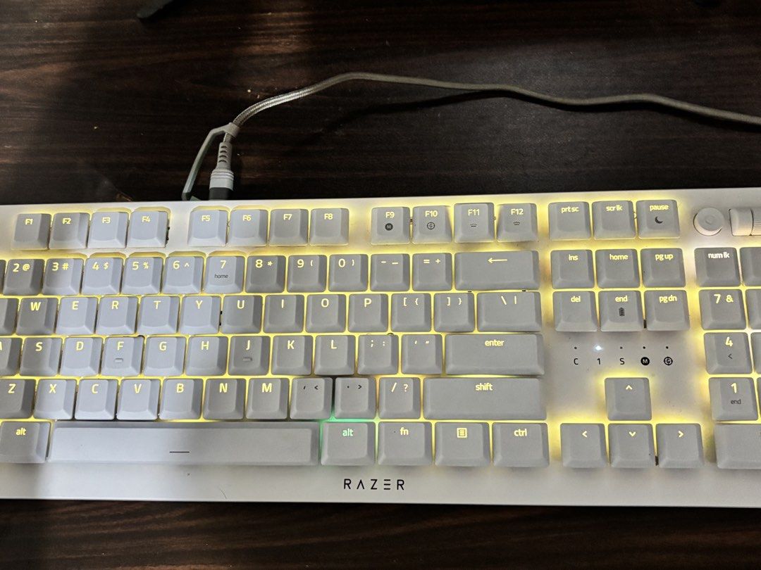 Razer DeathStalker V2 (Category: Computer Keyboard) located in Manila. Submitted by candlecloudsp (Listing ID 1458017786, Image 3). Description: - Classic and versatile design - Unli testing - No issue gagamitin nalang - negotiable.