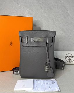 (Kategori: ) berada di . Dikirim oleh brandedboutiquez (ID iklan 1458053075, Gambar 1). Deskripsi: .
