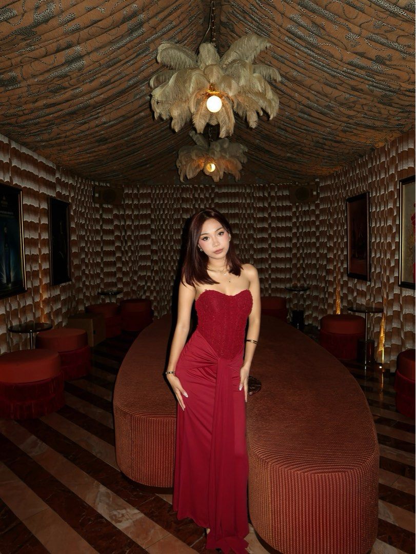 Red Strapless Dress (Category: Evening dresses & gowns) located in Manila. Submitted by alyleylo (Listing ID 1458029897, Image 1). Description: - Corset-style bodice with a flowing skirt - Fabric has a nice texture - Worn only once.