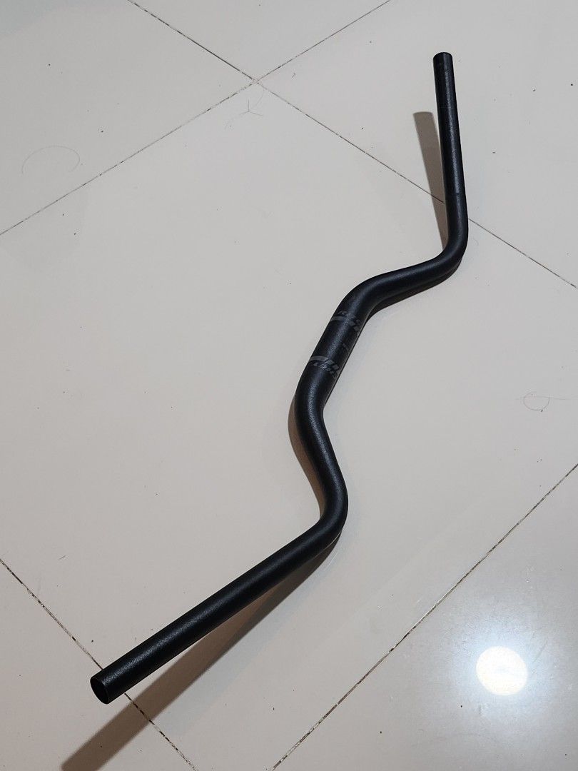Ritchey Kyote Handlebar (Category: Bicycles) located in Manila. Submitted by bhoypablo (Listing ID 1458005955, Image 1). Description: For sale Almost new tested only 2x ride Ritchey Kyote Bar 31.8 bar clamp 800mm width 35mm Rise 27.5° backsweep Double-butted 6061 Alloy 360 grams weight Bought in raven cycles Dm me for inquiries..