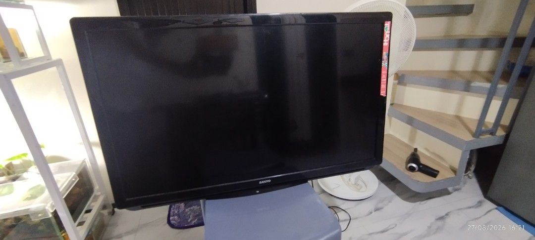 Sanyo LCD-42K30 - 00 Television (Category: TV) located in Marikina City. Submitted by rhanaway26 (Listing ID 1457978321, Image 1). Description: - Sanyo 42-inch TV (Model: LCD-42K30 - 00) - Defective, matagal natambak. nagana pa last year gamit chromecast tapos nung nawala yung remote dahil naglipat ng bahay natambak na, ayaw na mag on using power button, parang nakalubog na ung power button, naka red lang ilaw. paayos nyo na lang. - Power indicat