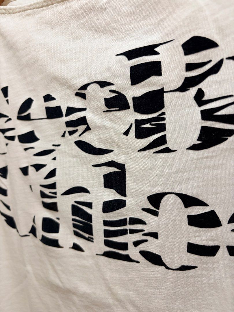 See by Chloe White Tee (Category: Shirts) located in Pasig City. Submitted by shopsmart.mnl (Listing ID 1457920231, Image 3). Description: In very good condition S in tag.