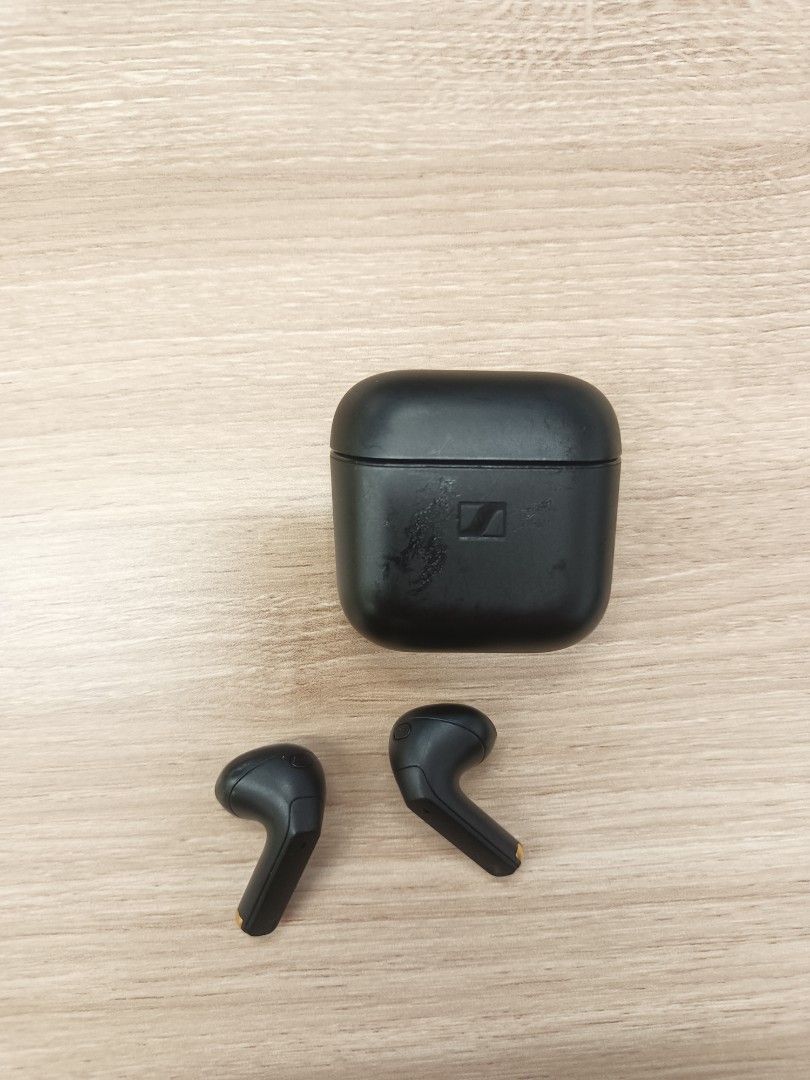 Sennheiser accentum Open (Category: Earphones) located in Consolacion. Submitted by gavin0519 (Listing ID 1458084096, Image 2). Description: - Sennheiser accentum open earbuds - Color: Black - Case shows normal signs of wear (scuffs/marks) - please check photos - Earbuds are also black - Sold as a complete set.
