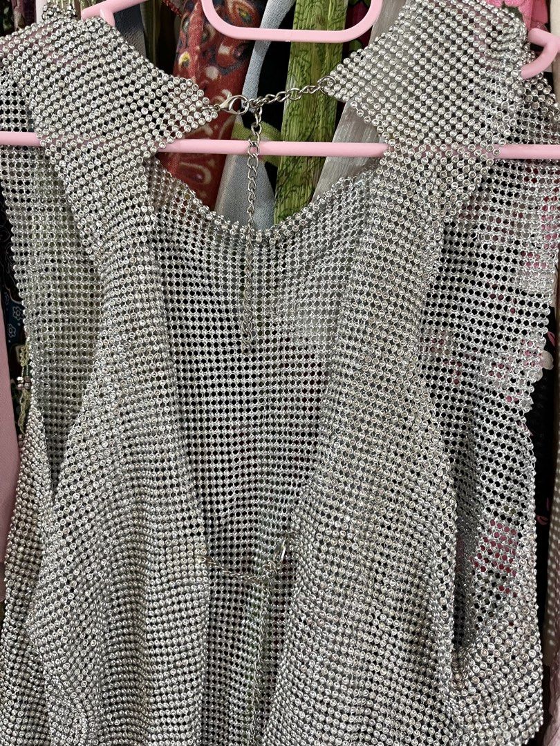 Silver Full Rhinestones Y2K Top (Category: Others Tops) located in Naga. Submitted by itsrhoda (Listing ID 1458066329, Image 3). Description: 𝐓𝐖𝐄𝐍𝐓𝐘-𝐍𝐈𝐍𝐓𝐇 𝐂𝐎𝐋𝐋𝐄𝐂𝐓𝐈𝐎𝐍 🌞🌤️🪐✨ A series of y2k/vintage masterpieces you badly desire to add to your set of handpicked clothes. READ! ✨ Kindly send a message with your NAME, ADDRESS, and CONTACT NUMBER after claiming. ✨ Mine-Bid-Lock Basis ✨ EOB: August 30, 2026 at 8:08 PM PHT ✨ Every 