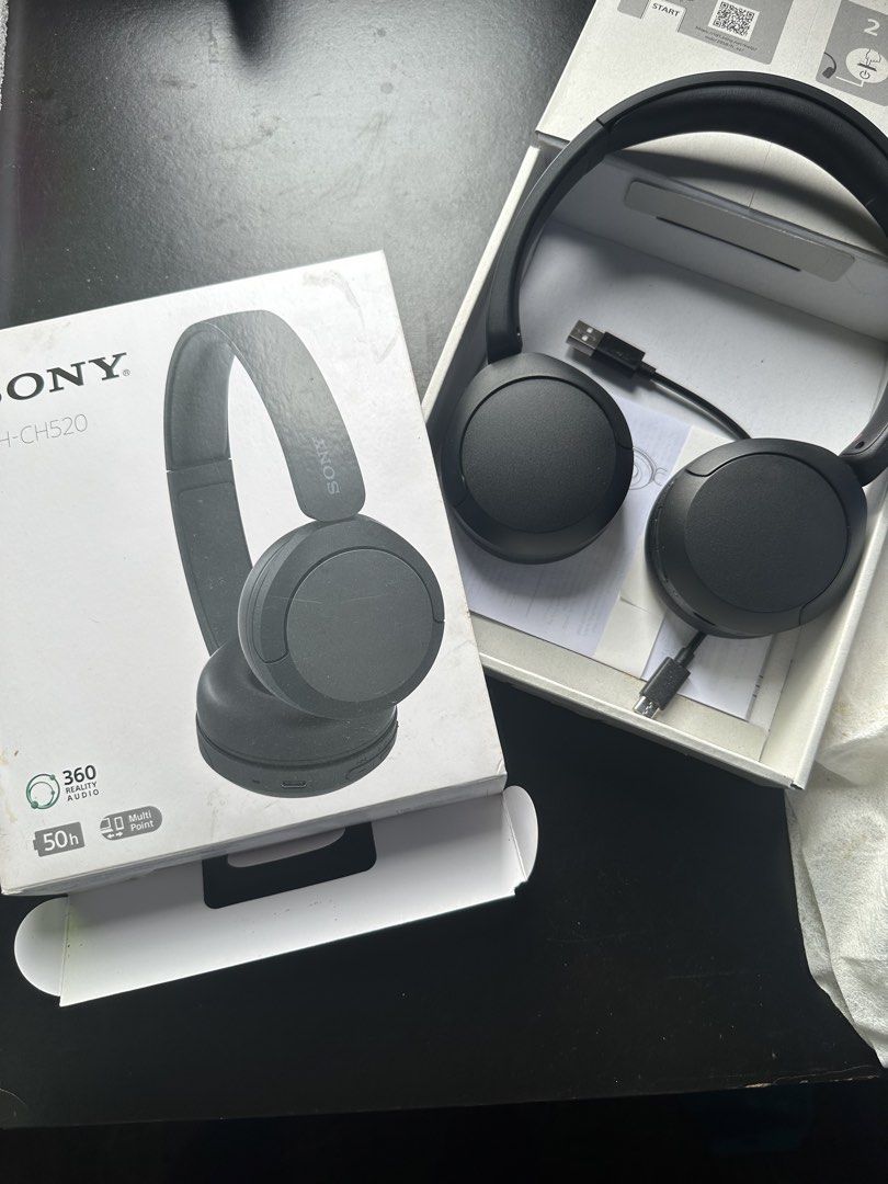 Sony WH-CH520 (BLACK) (Category: Headphones & Headsets) located in Manila. Submitted by _cchampagnegyal (Listing ID 1457939534, Image 1). Description: Brand new No issue Tinesting lang Crispy buttons 📍North Caloocan.