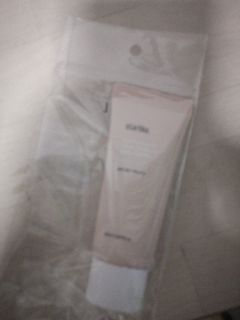 (Category: ) located in . Submitted by 54390 (Listing ID 1458035460, Image 1). Description: .