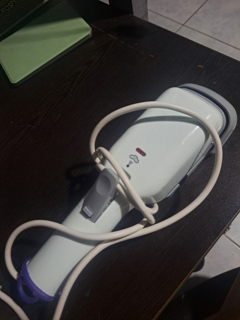 steam brush portable (Category: Irons & Steamers) located in Quezon City. Submitted by ximu012 (Listing ID 1457994939, Image 2). Description: .