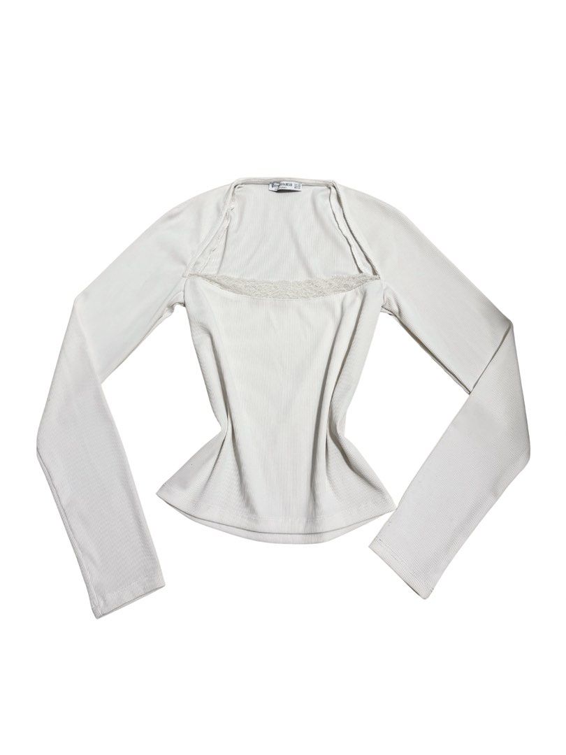 Stradivarius White Lace Long Sleeve Top (Category: Longsleeves) located in Manila. Submitted by j_decluttering (Listing ID 1458011321, Image 1). Description: - cute unique neckline with lace - nice fit.