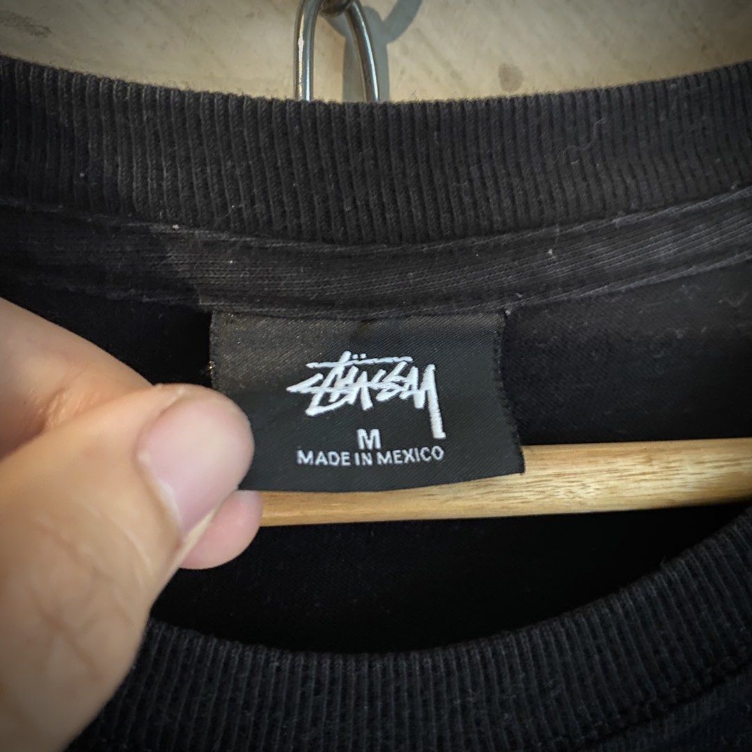 Stussy Basic Script (Category: Tshirts & Polo Shirts ) located in Los Banos. Submitted by rick_06 (Listing ID 1457991213, Image 3). Description: Fits: M Width: 21 Length: 28 Flaw: None Unit: Inches.