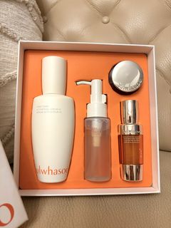 (Category: ) located in . Submitted by beauty_corner2 (Listing ID 1458037752, Image 1). Description: .