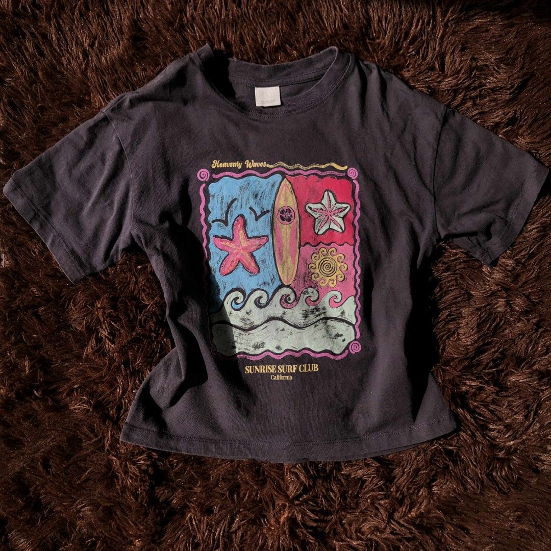 Sunrise Surf Graphic Baby Tee (Category: Shirts) located in Tagum. Submitted by zealfish_9718e4 (Listing ID 1458025390, Image 1). Description: s: s-m.