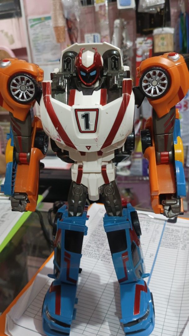Tobot Toy robot (Category: Action & Battle Toys) located in Tanza. Submitted by --unicorn-- (Listing ID 1458021713, Image 1). Description: Tobot Toy -transformable -No Missing Parts -As Is -WYSIWYG!.