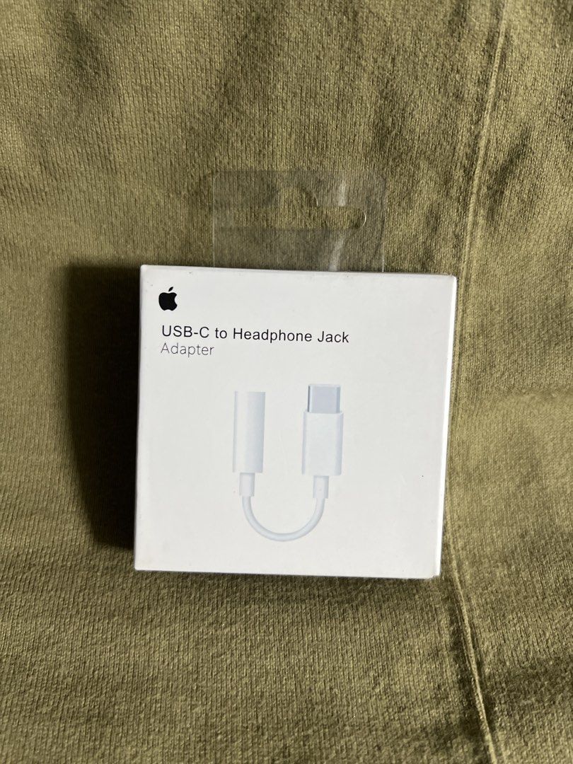 TYPE C TO HEADPHONE JACK ADAPTER (Category: Earphones) located in Manila. Submitted by as_onlineshop11 (Listing ID 1458062927, Image 1). Description: .
