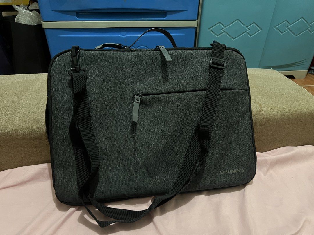 U Elements Equipt Tech 211 Multifunctional Laptop Bag 15-inch (Category: Laptop Bags & Sleeves) located in Manila. Submitted by jovalbarez (Listing ID 1458048658, Image 1). Description: Laptop bag with lots of compartments Brand: U Elements Color: Dark Gray Size: 15 inch Dimensions: 18.5 x 31 cm Thickness: 8.5 cm Material: Polyester Weight: 0.55 kg Volume: 5 L - 2-way side handles - water-repellent - fits up to 15 inch laptops (mine is 17 inch, a