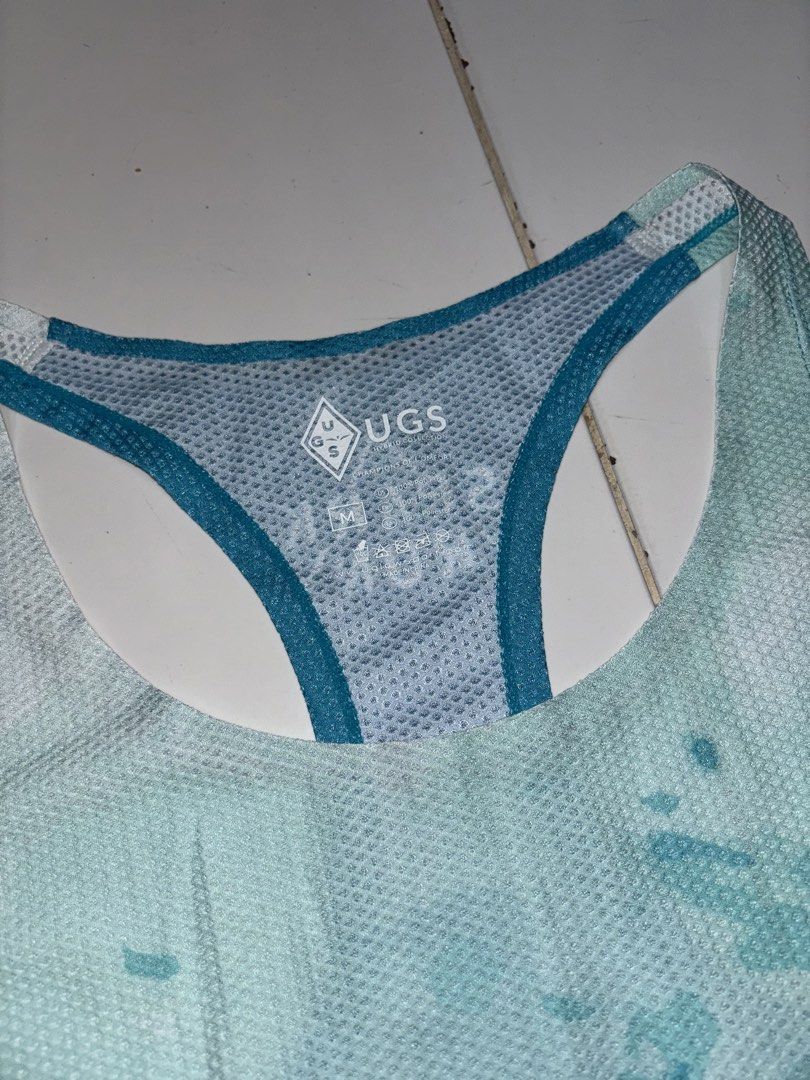 Uglow sport singlet (Category: Activewear) located in Manila. Submitted by Caps4everyone (Listing ID 1458006027, Image 3). Description: Permission to post admin For sale only UGLOW × COROS - UGS Spark Run Special Edition Race Singlet Price: 1,350 Size: medium Location: caloocan Shipping: lbc and lalamove Pm for sure buyer only Tysm admin.