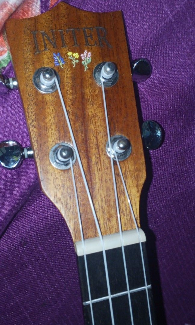 Ukelele initer (Category: Musical Instruments) located in Manila. Submitted by mcwtie (Listing ID 1457922336, Image 3). Description: Rush sale free ukelele bag hand book capo strings pick straps.