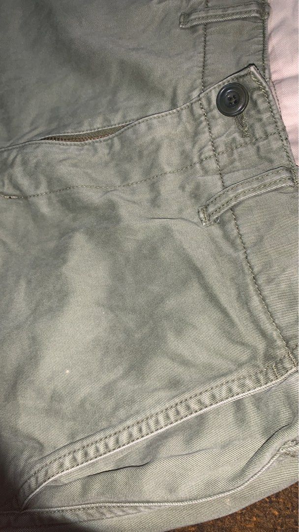 UNIQLO STRAIGHT CUT PANTS (Category: Jeans) located in San Jose. Submitted by kapitan.onixxc (Listing ID 1458000064, Image 2). Description: .