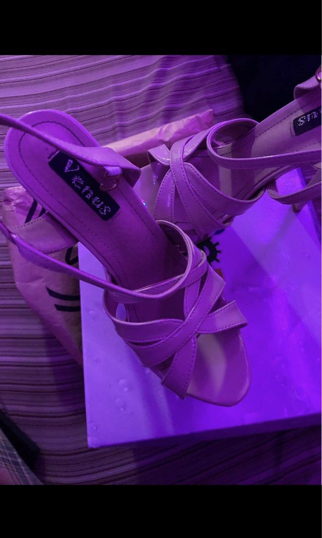 Venus Nude Platform Strappy Heels Size 37 (Category: Heels) located in Manila. Submitted by bagelyassssszzz (Listing ID 1458070753, Image 2). Description: - Brand: Venus - Color: Nude - Size: 37 - Style: Strappy platform heels - Heel Type: High heel with thick platform - Closure: Buckle ankle strap - Perfect for dressing up any outfit - Includes original box Once lg nagamit.