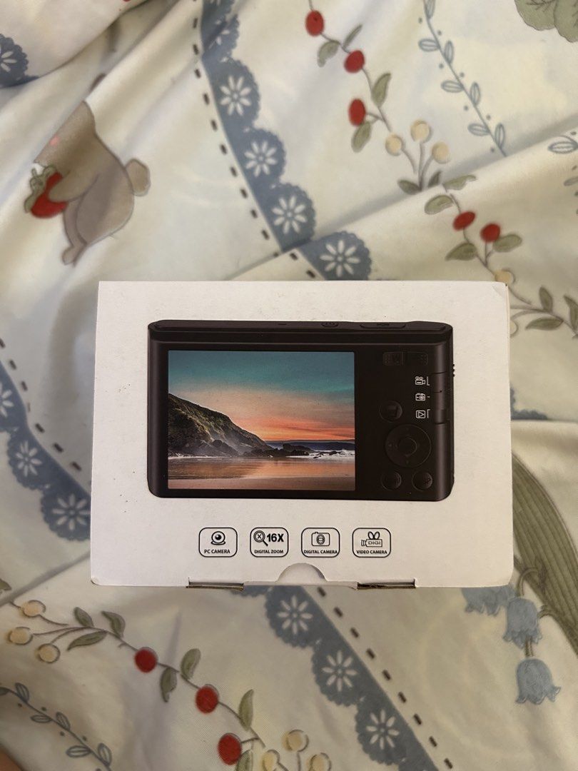 Vetek1 4k Digital Camera (Category: Cameras) located in Cavite. Submitted by veroniicaaa (Listing ID 1455982586, Image 3). Description: - once used for a trip - complete inclusions (with box) - no issues - bought for 3k - 64gb .