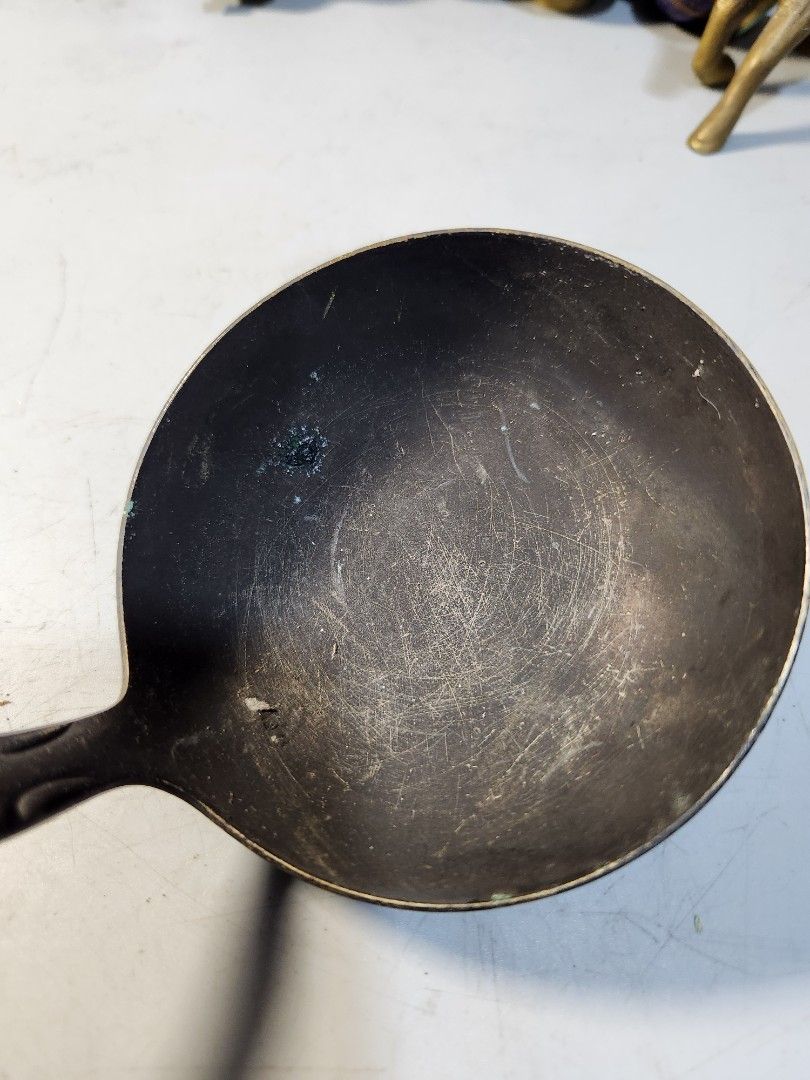 Vintage 12" EPNS Noritake Silver-Plated Ladle (Category: Dinnerware & Cutlery) located in Baguio. Submitted by tindahanbagtown2600 (Listing ID 1458077205, Image 2). Description: We Do Shipping Nationwide ✨️ COD Not Available Payment first before shipping 🤍.
