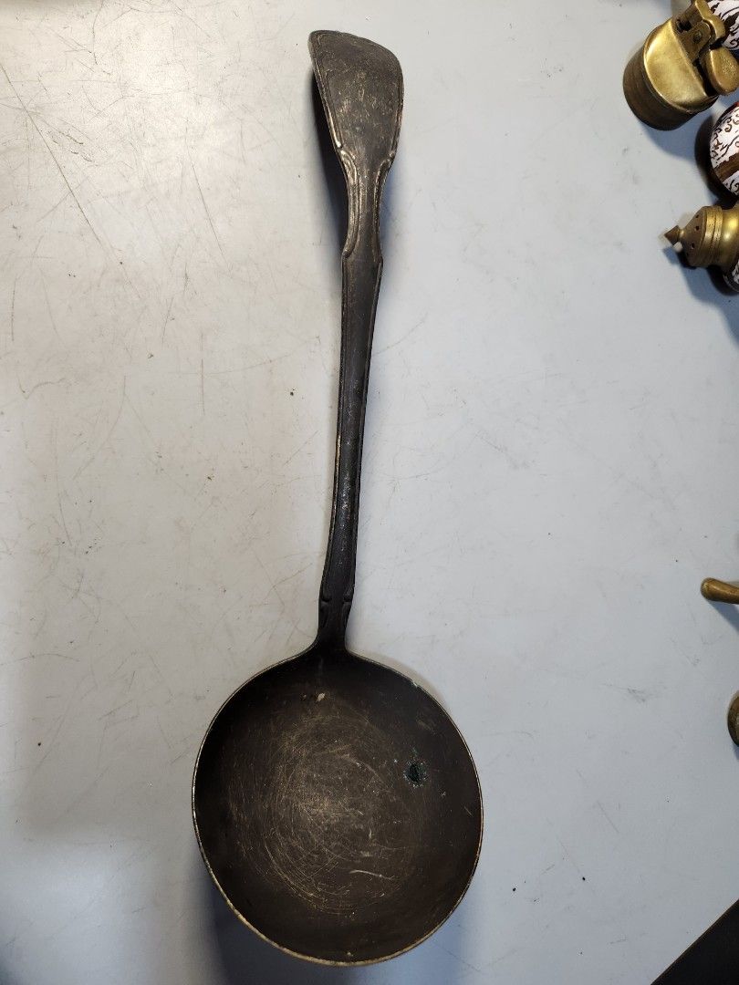 Vintage 12" EPNS Noritake Silver-Plated Ladle (Category: Dinnerware & Cutlery) located in Baguio. Submitted by tindahanbagtown2600 (Listing ID 1458077205, Image 1). Description: We Do Shipping Nationwide ✨️ COD Not Available Payment first before shipping 🤍.