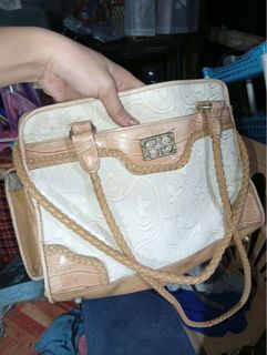 (Category: ) located in . Submitted by thriftshop__by__liezel (Listing ID 1458011941, Image 1). Description: .