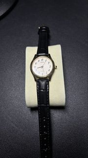 (Category: ) located in . Submitted by daj.watches (Listing ID 1457973554, Image 1). Description: .