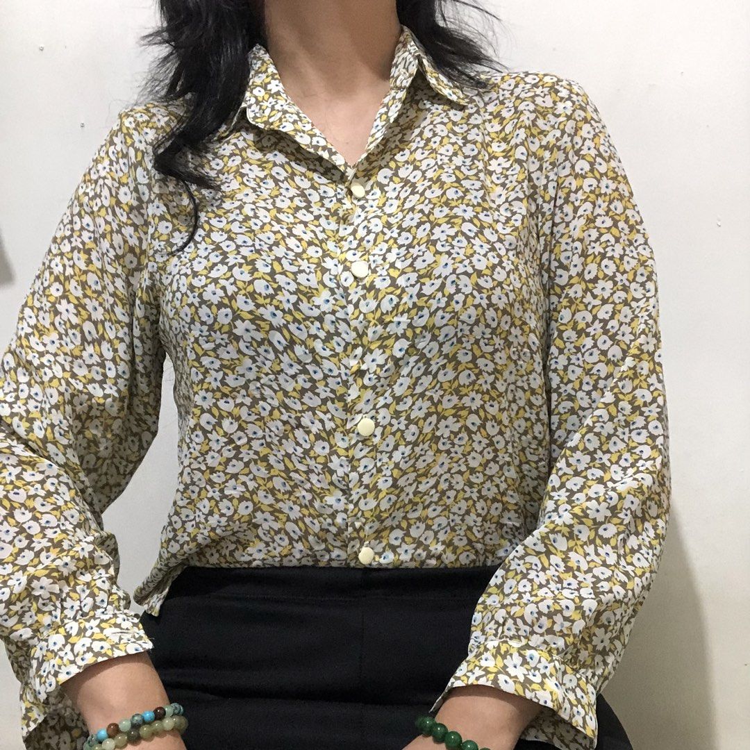 vintage / unique tops / office blouse (Category: Blouses) located in Davao. Submitted by Sheonclutter (Listing ID 1457925555, Image 1). Description: Floral Button-down Longsleeve * Pre-loved * L - semi XL * Chiffon like tela (light-weight, might need inner when worn) * perfect for office / casual manage expectation! PAYO 139 + SF (shouldered by buyer) mop: gcash.