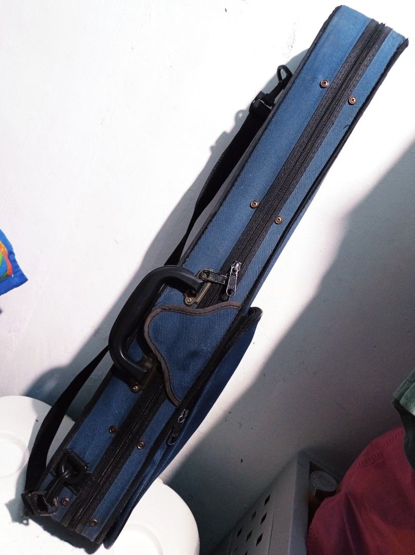 Violin Heavyduty Hardcase Japan Case.... (Category: Musical Instruments) located in Quezon City. Submitted by thomasmalapino (Listing ID 1458013006, Image 3). Description: .