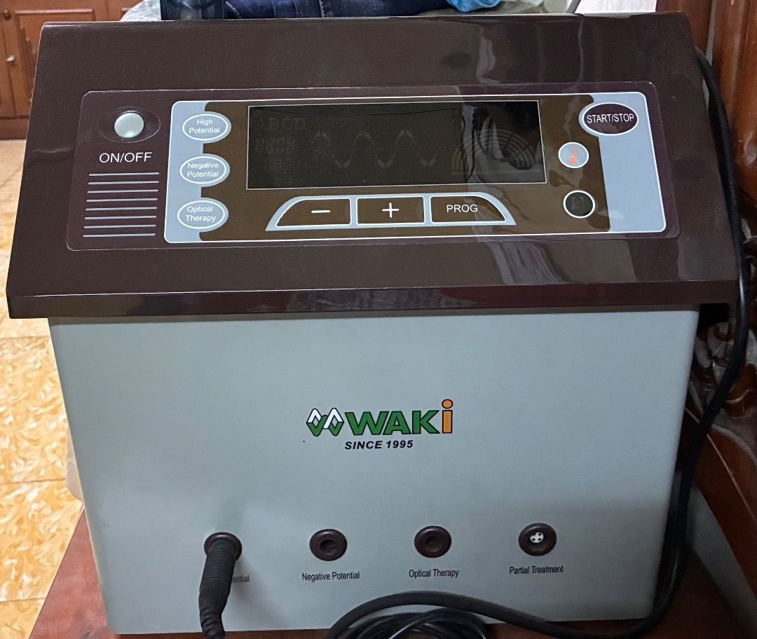 WAKI Therapeutic Machine (Category: Medical Supplies & Tools) located in Las Pinas. Submitted by lonil (Listing ID 1457939732, Image 1). Description: WAKI Therapeutic machine.